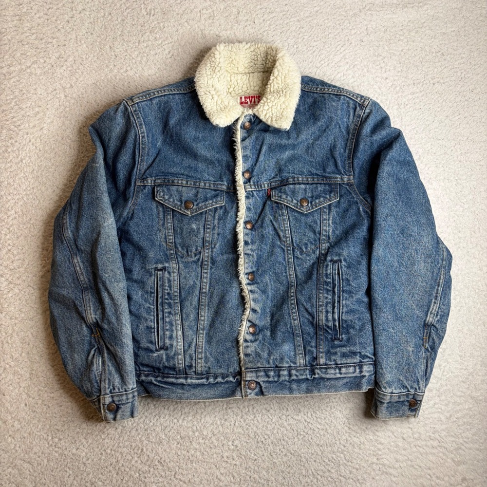 Vintage Levis 70608 Denim Trucker Jacket Blue Sherpa Lined Made in USA Mens 38R